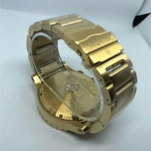 Nixon 51-30 Chrono Watch - Picture 4 of 5